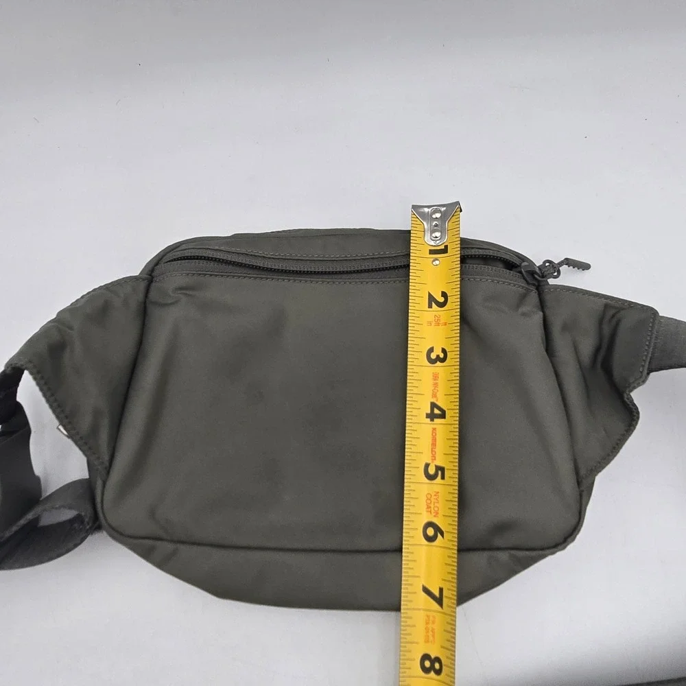 Lululemon Everywhere Belt Bag 1L Olive Green Adjustable Strap Waist Pack Fanny